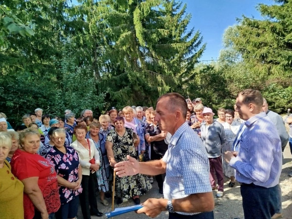 «С людьми надо лично общаться»: Вдовин поразился отгородившимися от народа чиновниками